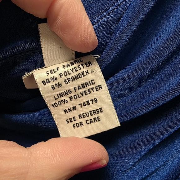 Cache Dress - Picture 4 of 6